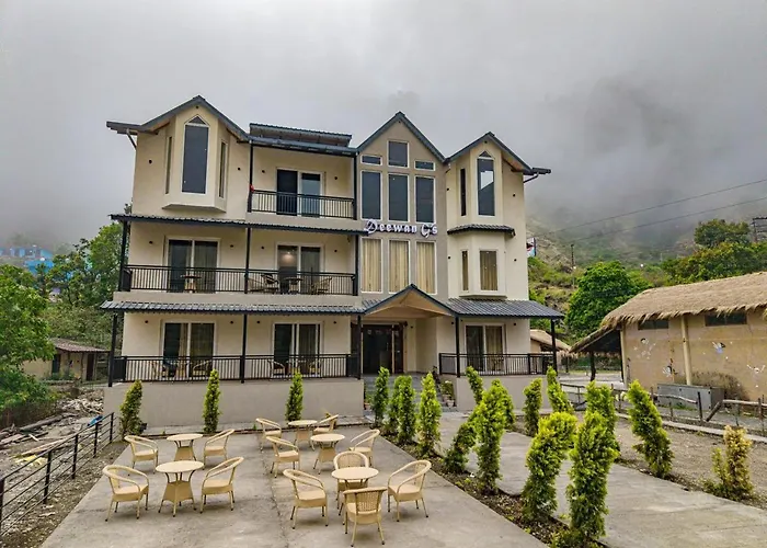 Deewan Ji Stays Nainital