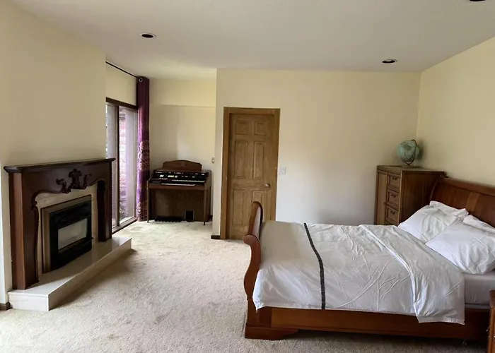 Jason House - Immaculate Suites In A Quiet Seaside Neighbourhood Near Uvic Victoria