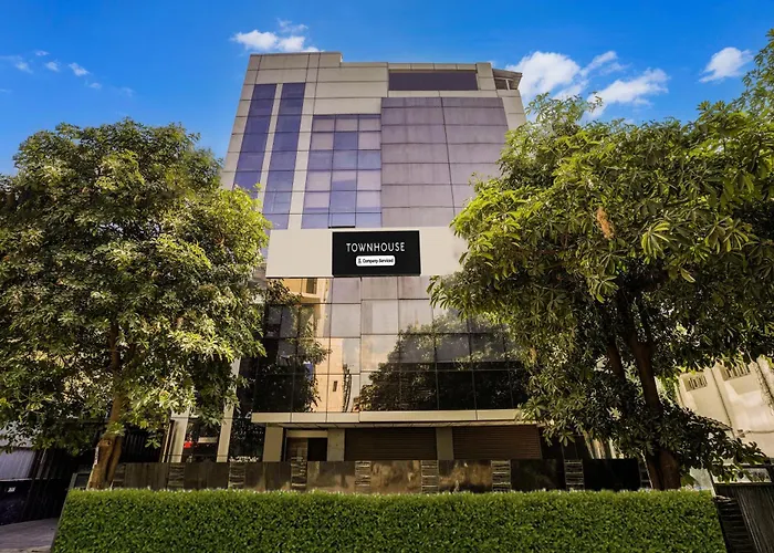 Super Townhouse Kranti Square Aurangabad Hotel