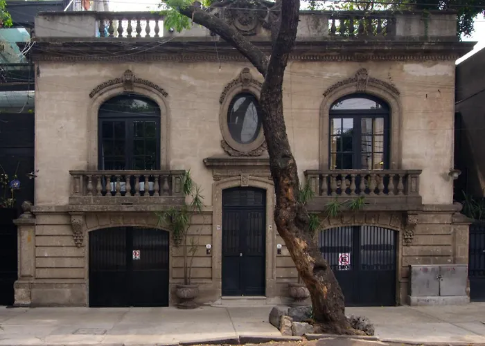 Livin Condesa Bed & Breakfast Mexico City