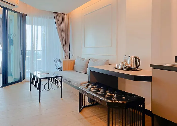 Chezzotel Pattaya
