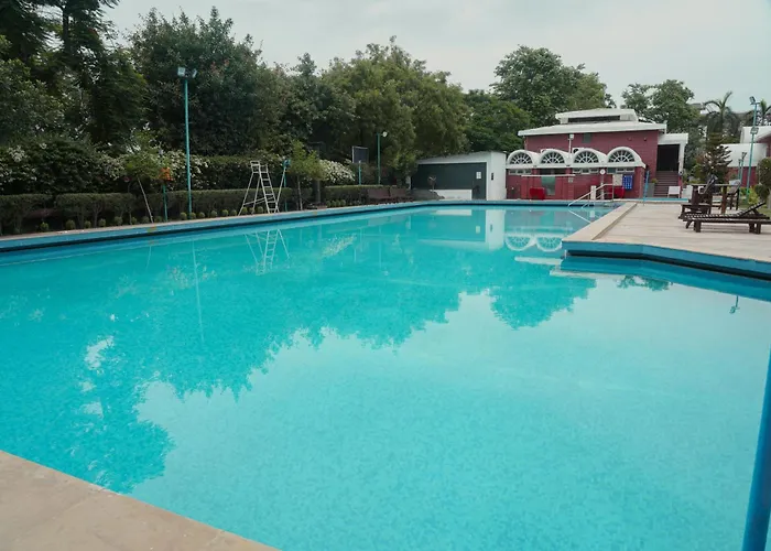 Goa Country Club By Pearl Near Udyog Vihar Yashobhoomi Hotel Gurgaon