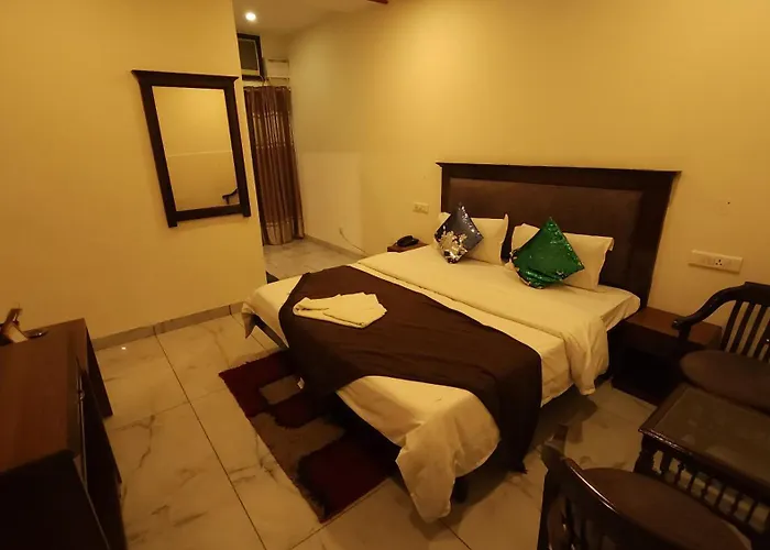 Hotel Vrs Inns Chandigarh