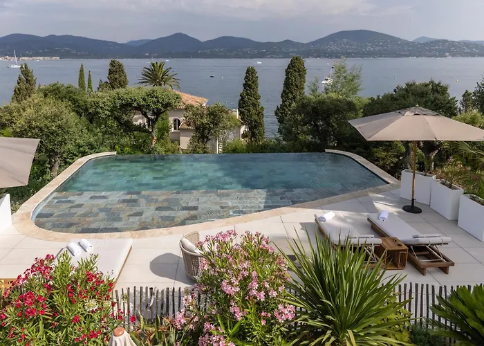 Tinah Saint-Tropez Hotel