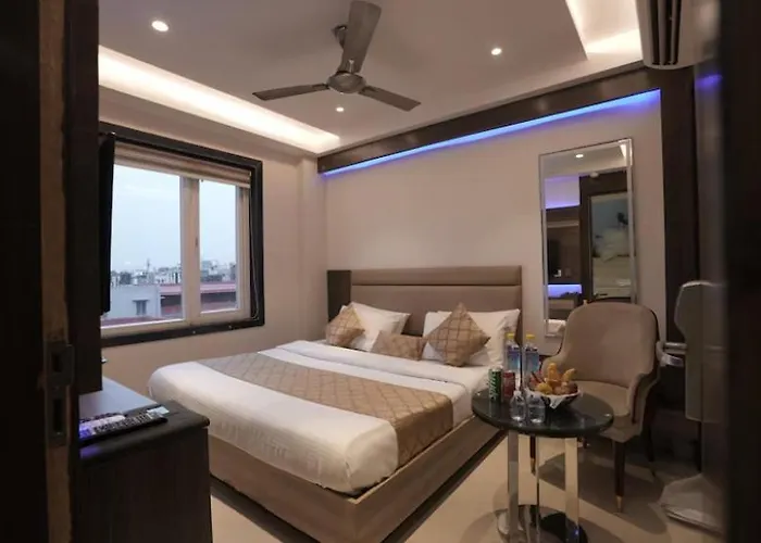 Hotel Apple Inn & Suites, New Delhi