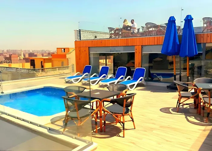 Sofia Pyramids & Sphinx Hotel Free Pool Access Cairo