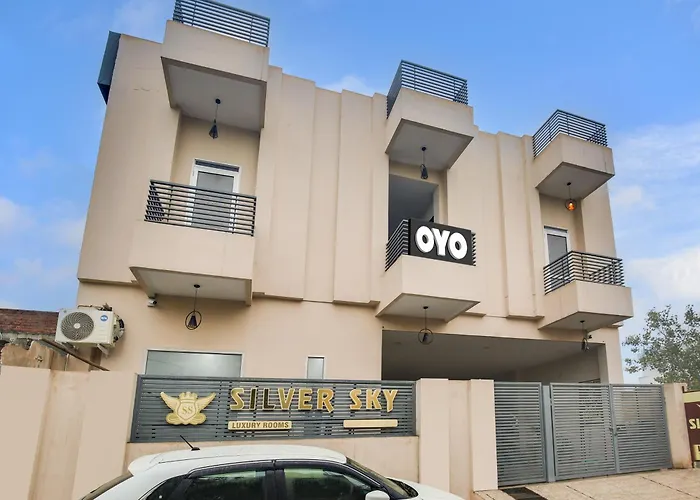 Hotel O Silver Sky Ludhiana