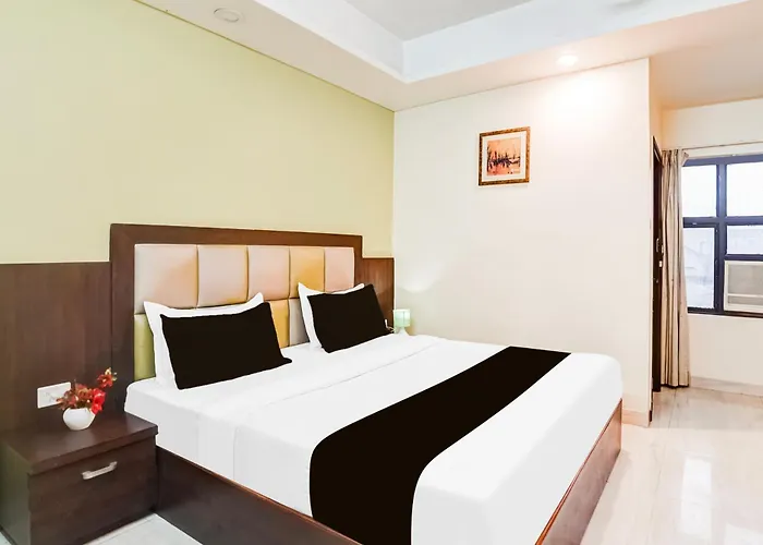 Super Townhouse Sikar Road Jaipur Formerly Hotel Aroma Inn