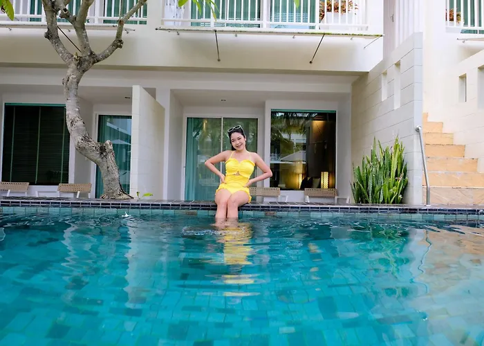 A2 Pool Resort, Phuket Town - Scheduled Shuttle To Phuket Old Town