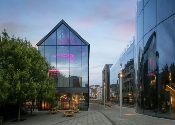 Moxy York Hotel