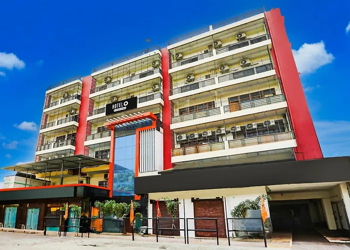 Super Hotel O Hyderabad Gate Iit Bhu Varanasi