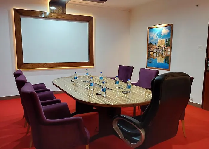 Biverah Hotel & Suites Thiruvananthapuram