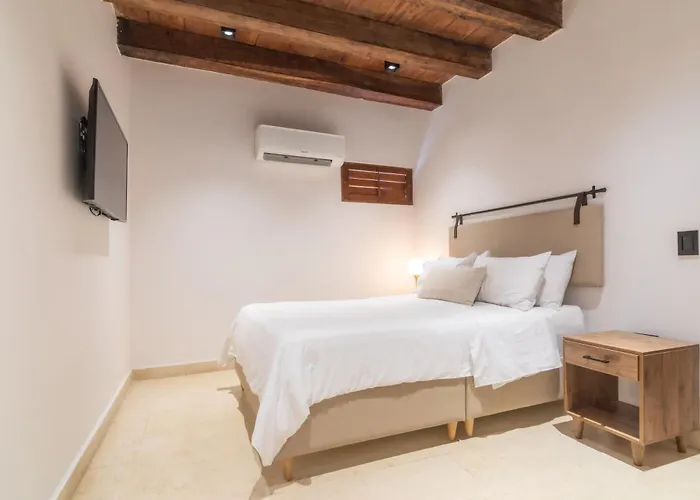 Hotel Voila Getsemani By Huespedia Cartagena