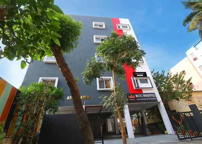 Super Townhouse Rcc Marvel Hotel Hyderabad