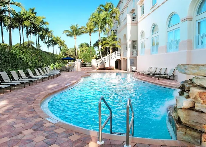 Hilton Naples Hotel