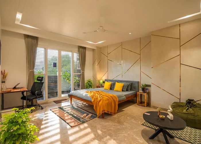 Liveaway Gurugram, Golf Course Road By Pack Gurgaon