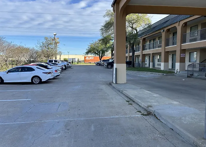 Rodeway Inn & Suites Hwy 290 Nw Houston