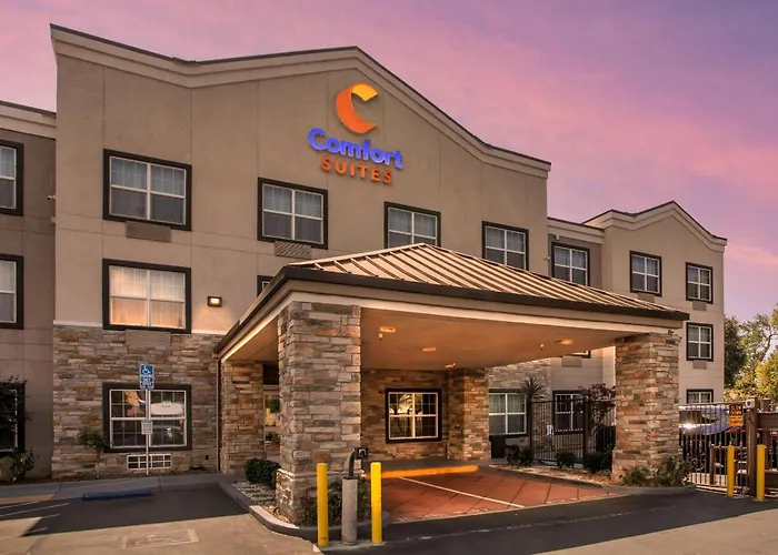 Comfort Suites Downtown Sacramento