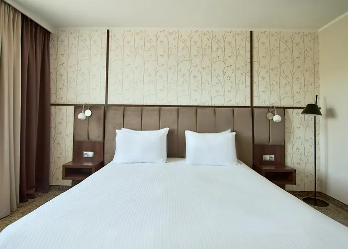 Metropolo By Golden Tulip Krakow Hotel