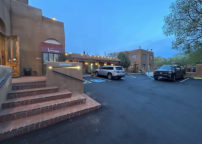Inn At Vanessie Santa Fe