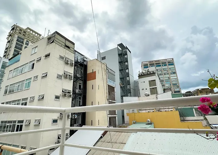 Cozy A Little Hanoi Studio - Steps To Nguyen Hue Walking Street Ho Chi Minh City