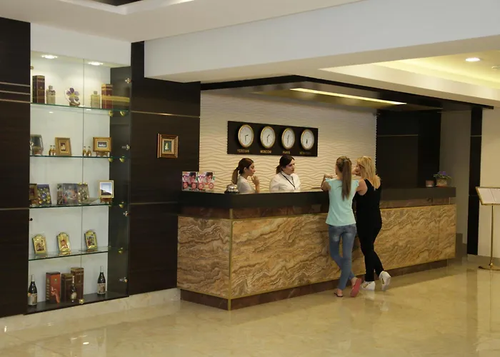 Shirak Hotel Yerevan