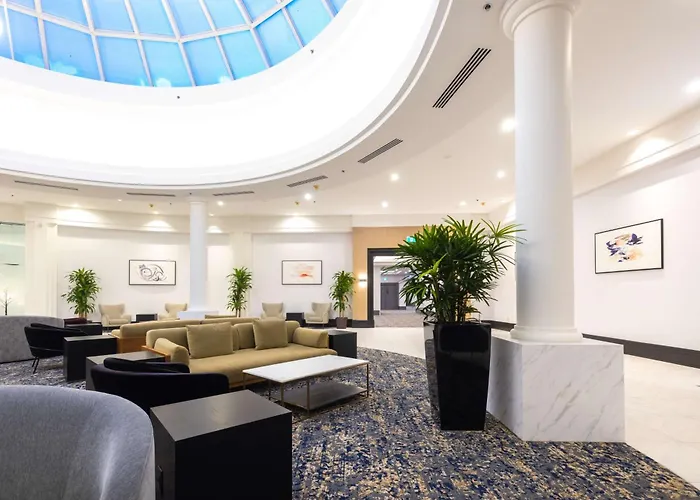 Doubletree By Hilton Calgary North Hotel