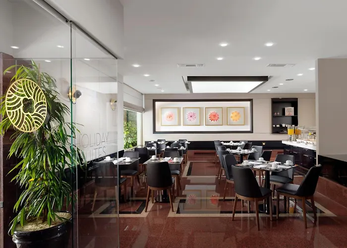 Holiday Suites Athens