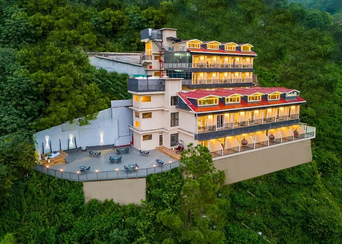 Sterling Ameris Kasauli