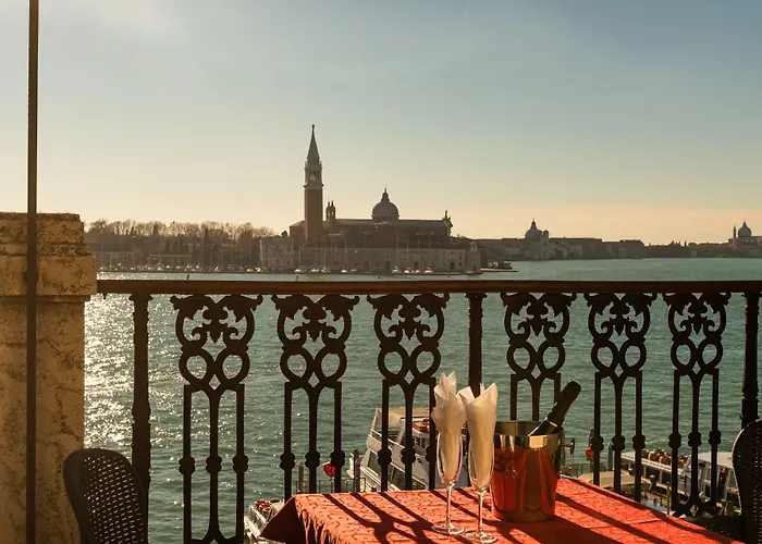 A Tribute To Music Residenza Hotel Venice
