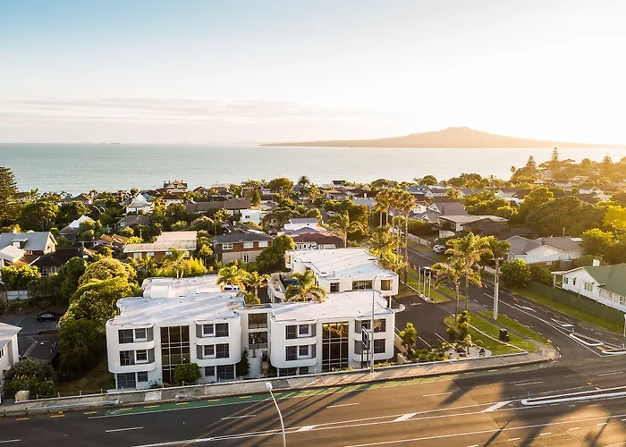 Carnmore Hotel Takapuna Auckland