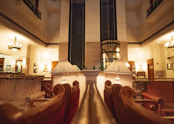 Abad Atrium Hotel Kochi