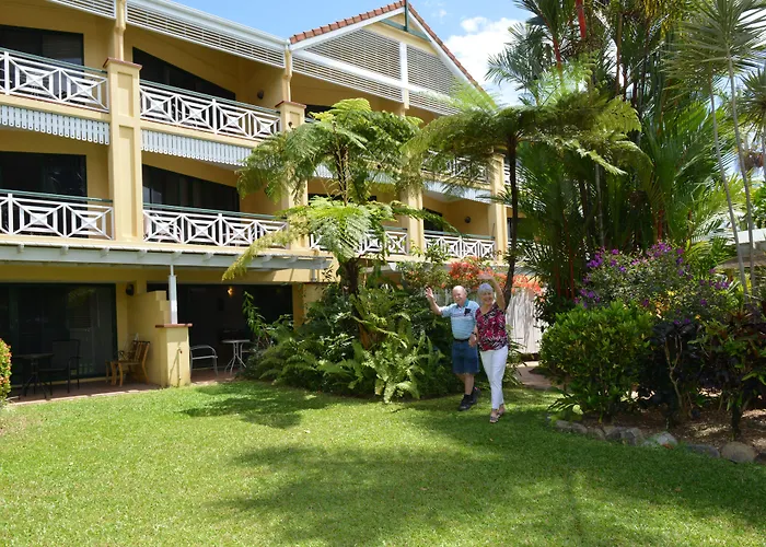 Waterfront Terraces Aparthotel Cairns
