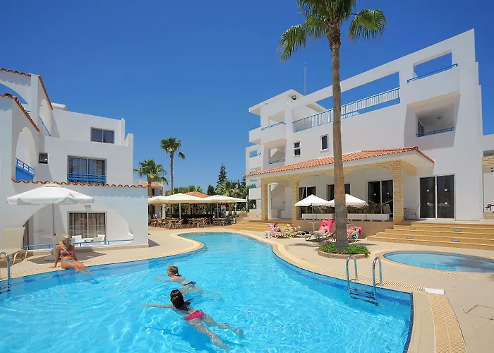 Petrosana Hotel Apartments Ayia Napa