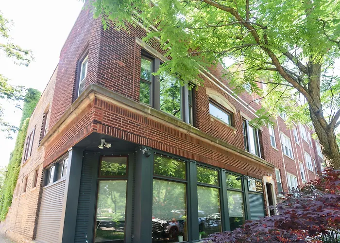 House 5863- Chicago'S Premier Bed And Breakfast