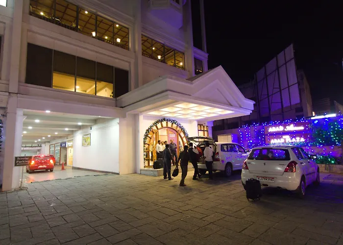 Abad Plaza Hotel Kochi