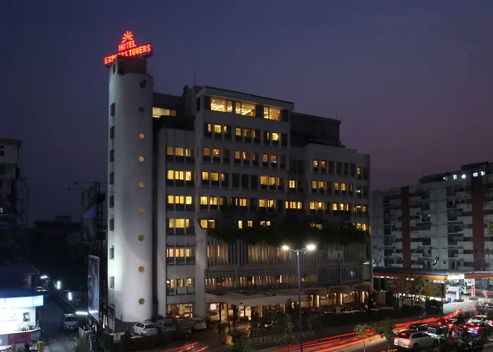 Hotel Express Towers Vadodara