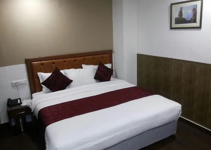 Mayur By Roomsinc Katra 