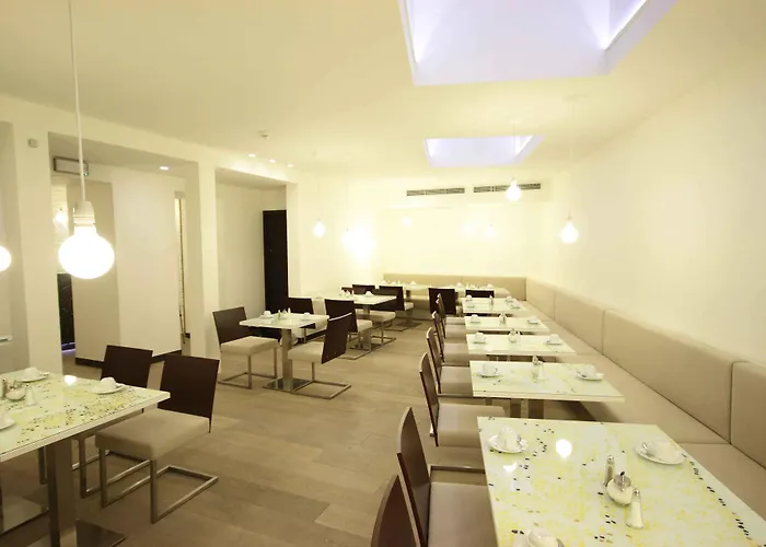 Pure White Hotel Prague