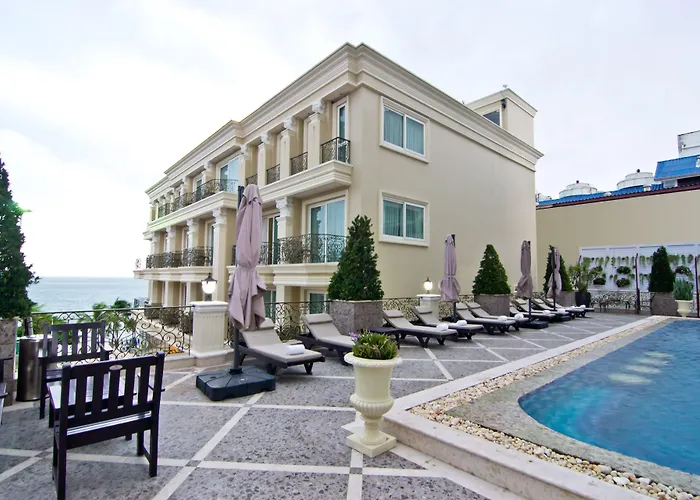 Lk The Empress Hotel Pattaya