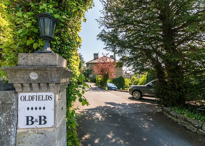 Oldfields House Bed & Breakfast Bath