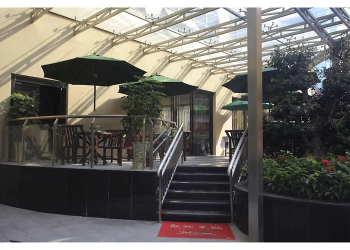 Proud Way Hotel Shenzhen, Kingkey 100 Shopping Mall