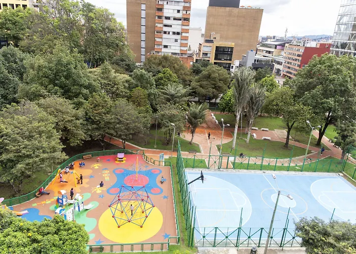 8010 Urban Living- Luxury Home Experience Bogota