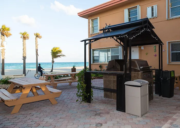 Riptide Oceanfront Hotel Hollywood