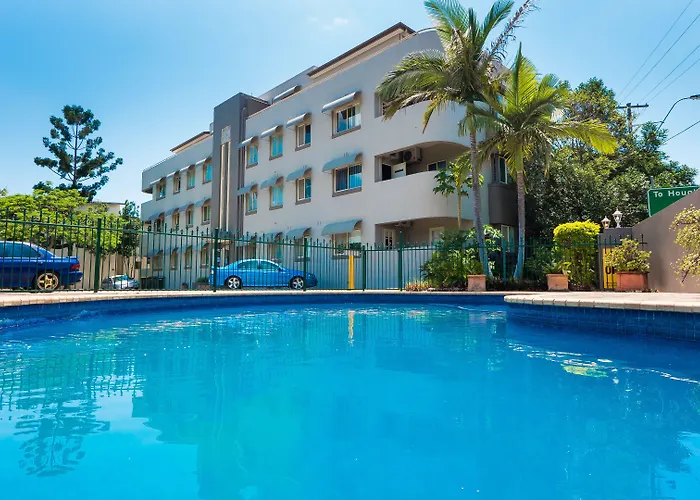 Hampton Court Apartments Brisbane