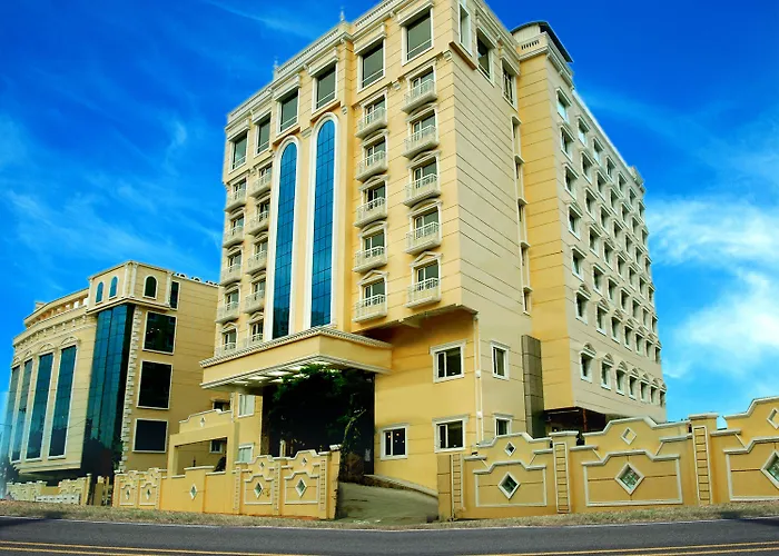 Shenbaga Hotel And Convention Centre Pondicherry