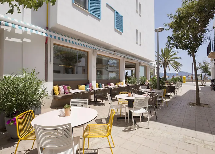 La Goleta Hotel De Mar - Adults Only Port de Pollenca