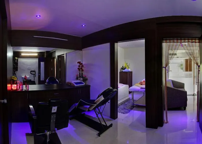 Hotel Le Ruchi The Prince Mysore