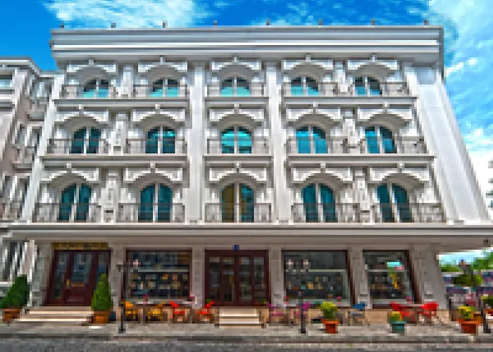 The Magnaura Palace Hotel Istanbul