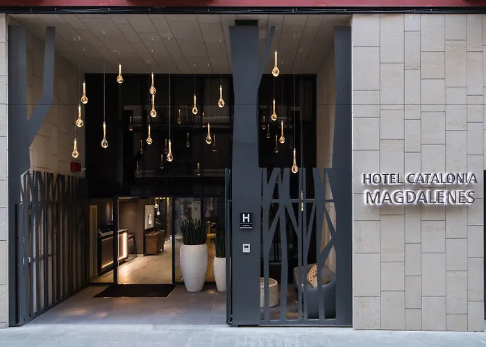 Catalonia Magdalenes Hotel Barcelona